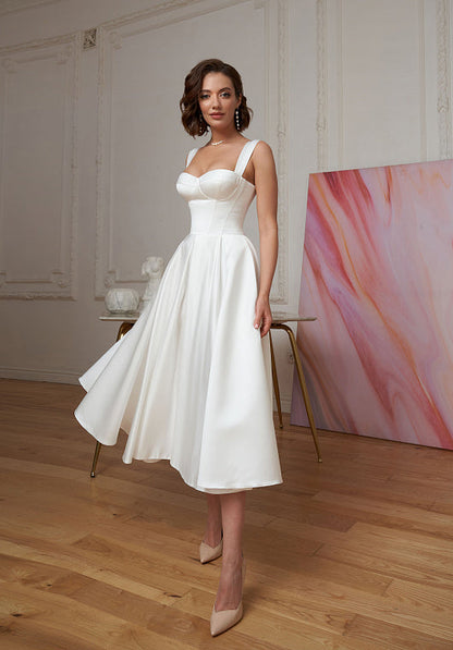 Marilyn — Tailliertes Taffeta-Kleid