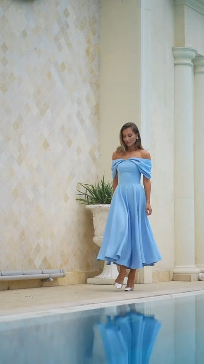 Deliha — Fließendes Off-Shoulder Kleid