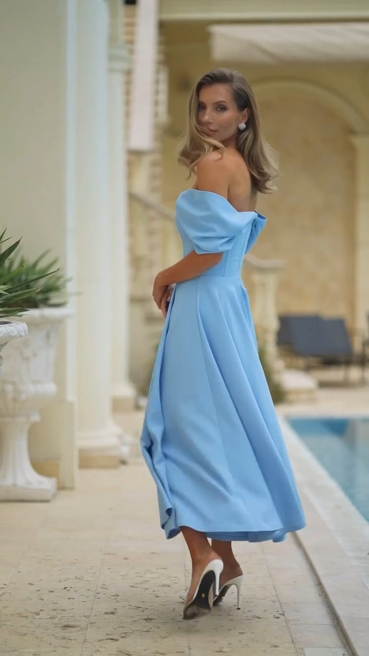 Deliha — Fließendes Off-Shoulder Kleid