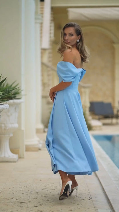 Deliha — Fließendes Off-Shoulder Kleid