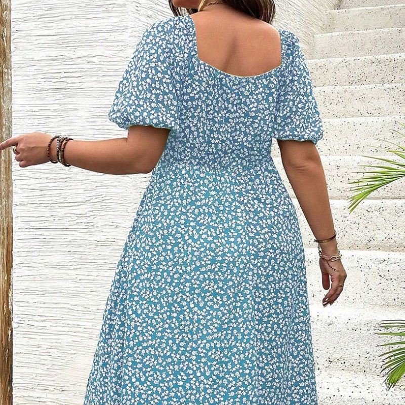 Fleurance — Kurzärmliges Blumenkleid mit Schlitz