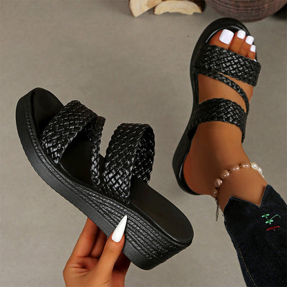 Solvanne — Geflochtene Riemensandalen mit Plateau